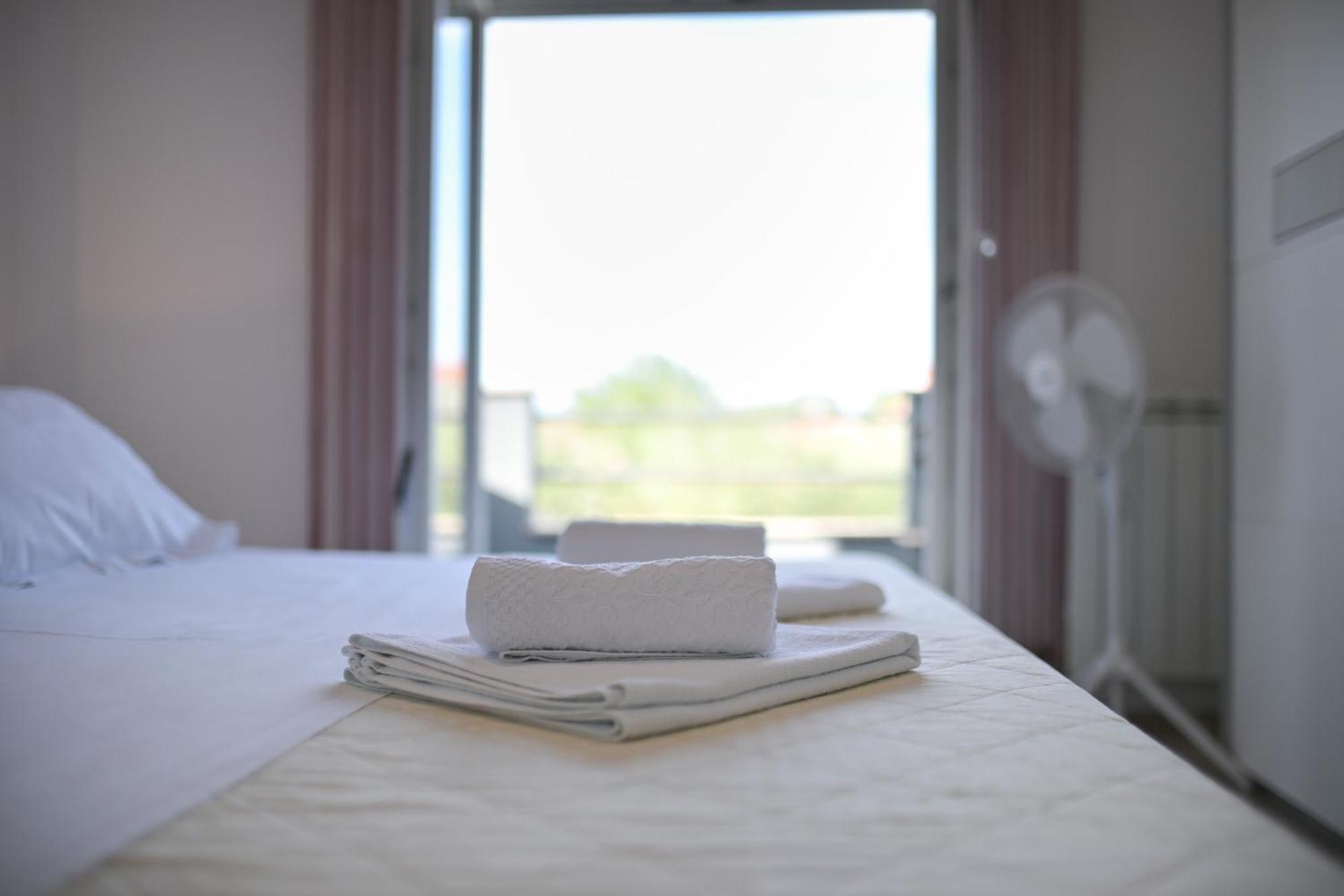 Apartment Amelie - With Pool And Sauna! Galovac  Екстериор снимка